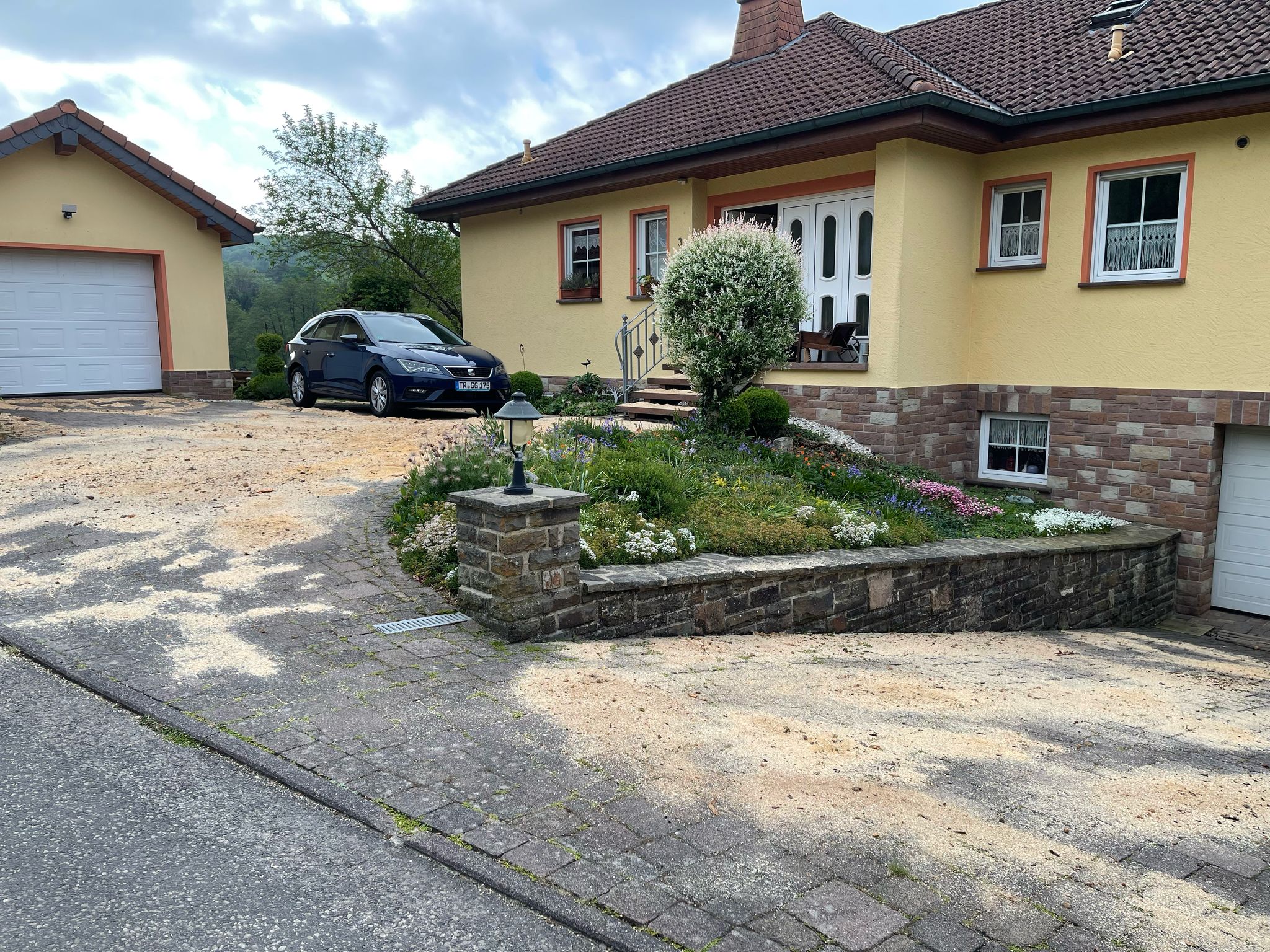 76nXM5ie56WX-IMG-20250517-WA0004