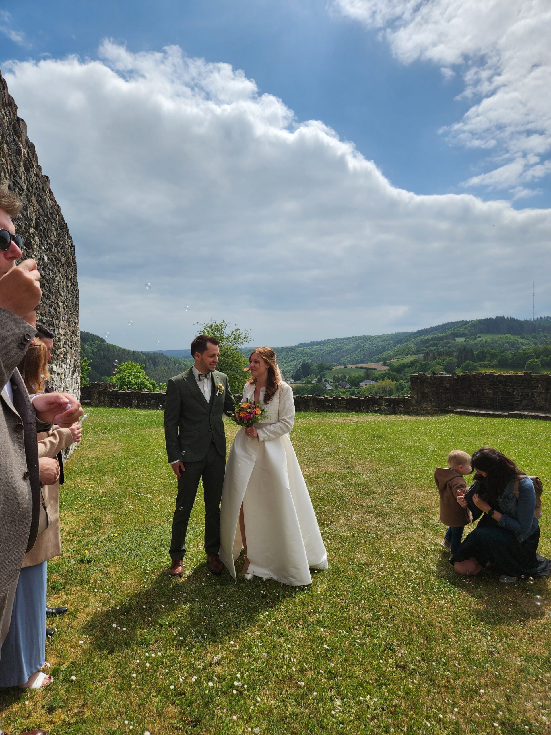 ACxsx1hYUC94-20250517_143307