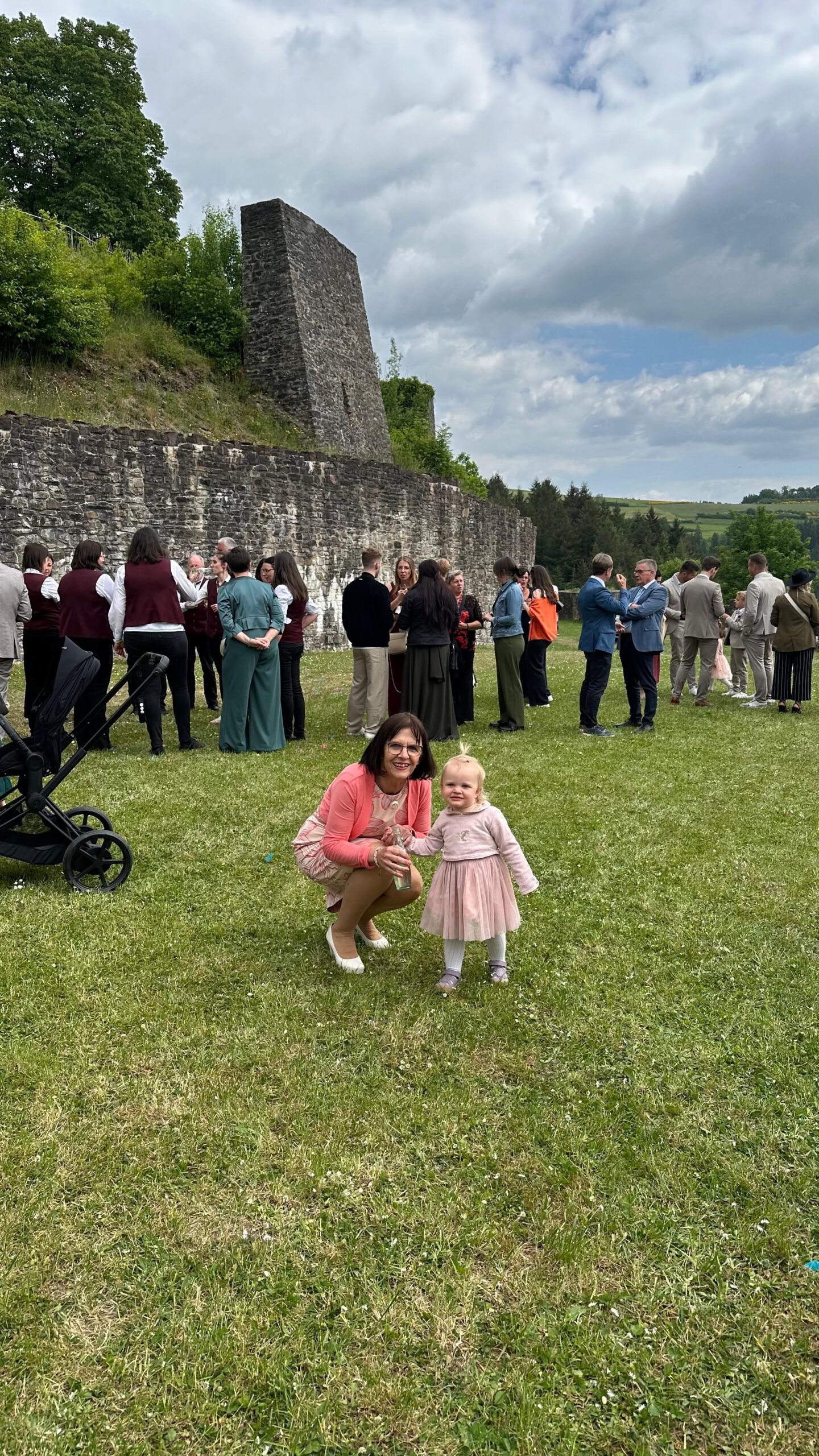 DZsEUMhrTiVY-IMG-20250518-WA0173