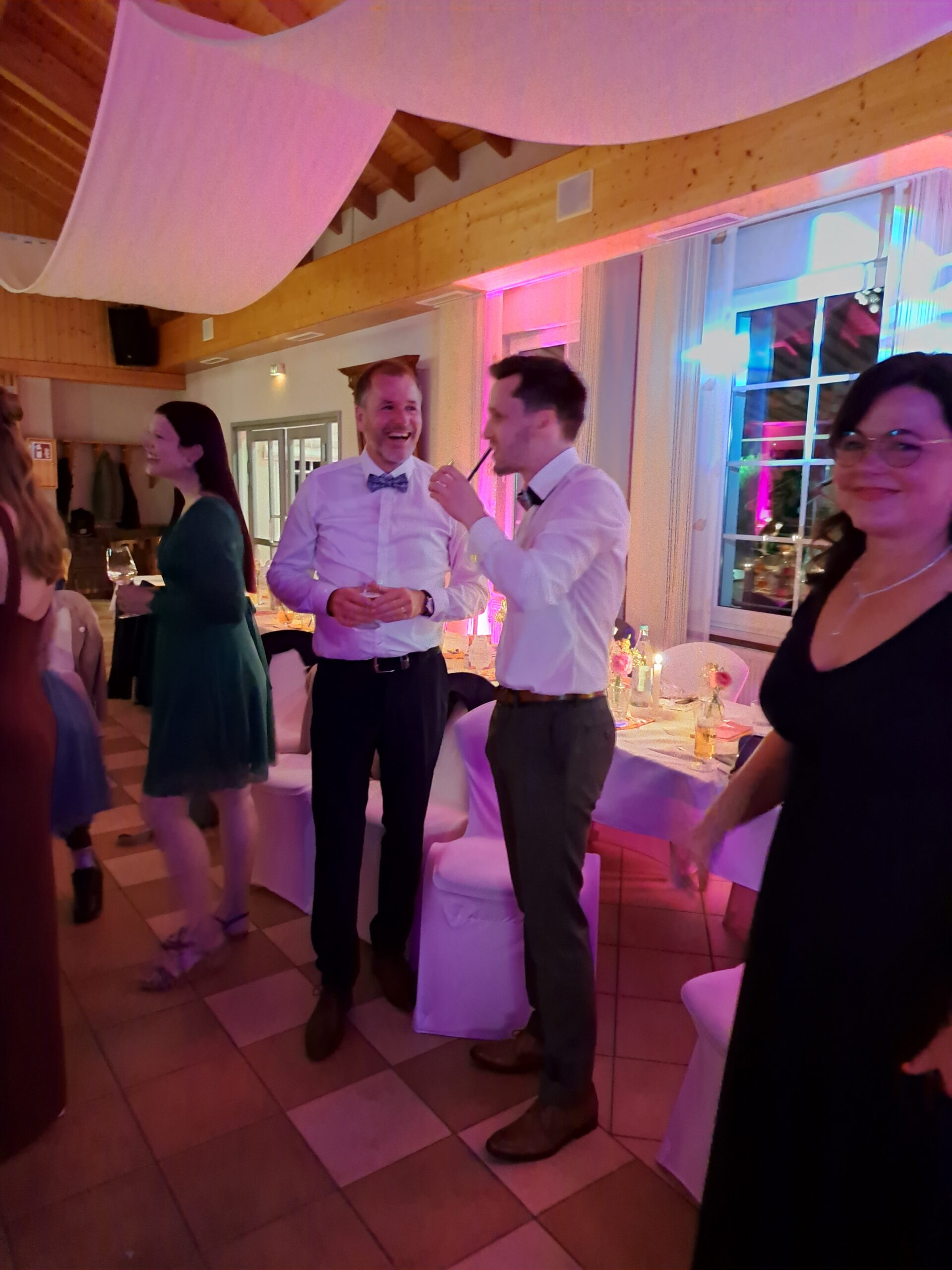 GFYX4n4FyFQv-20250517_225255