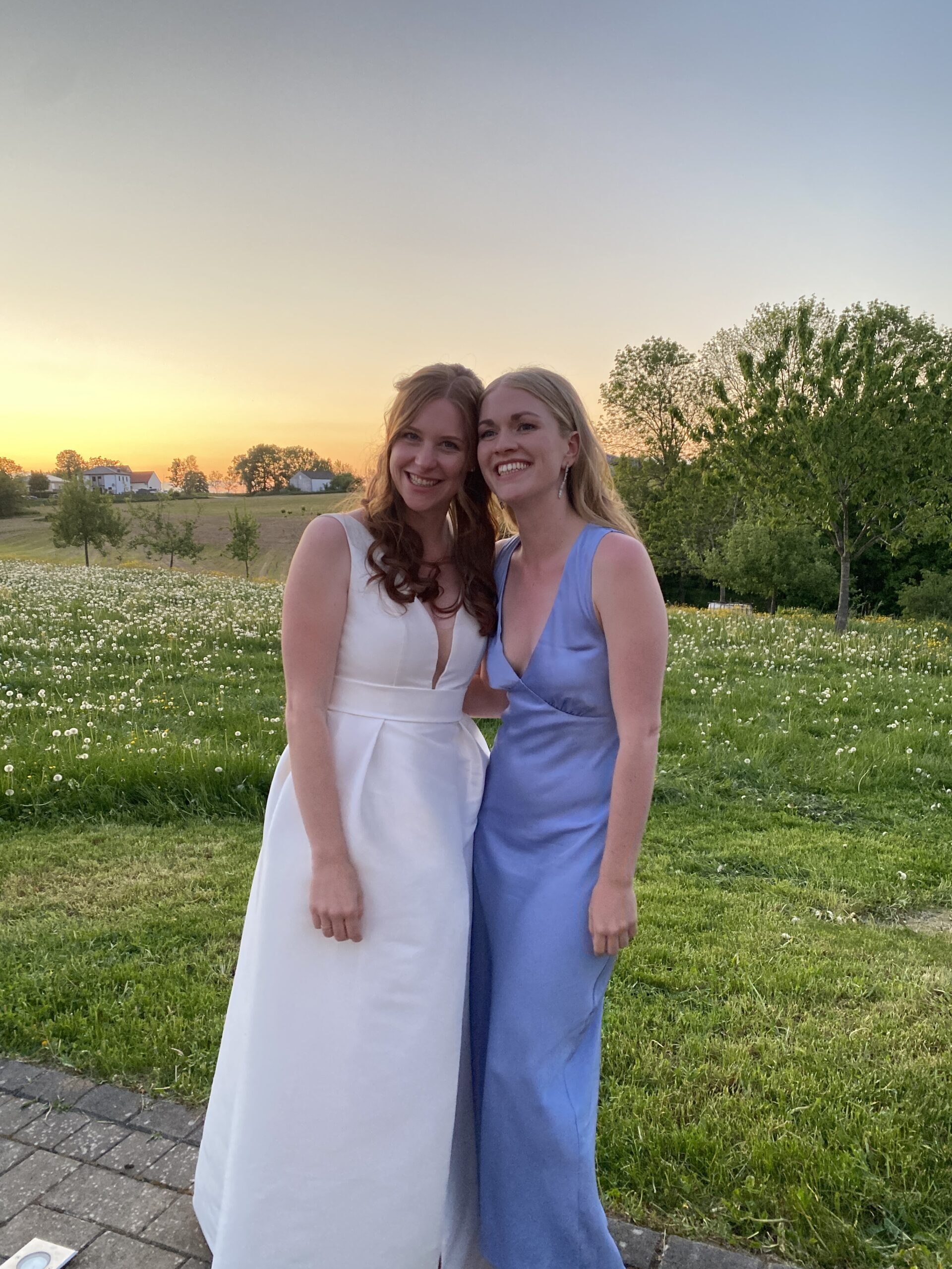 HLzoyGIORMNk-IMG_4363