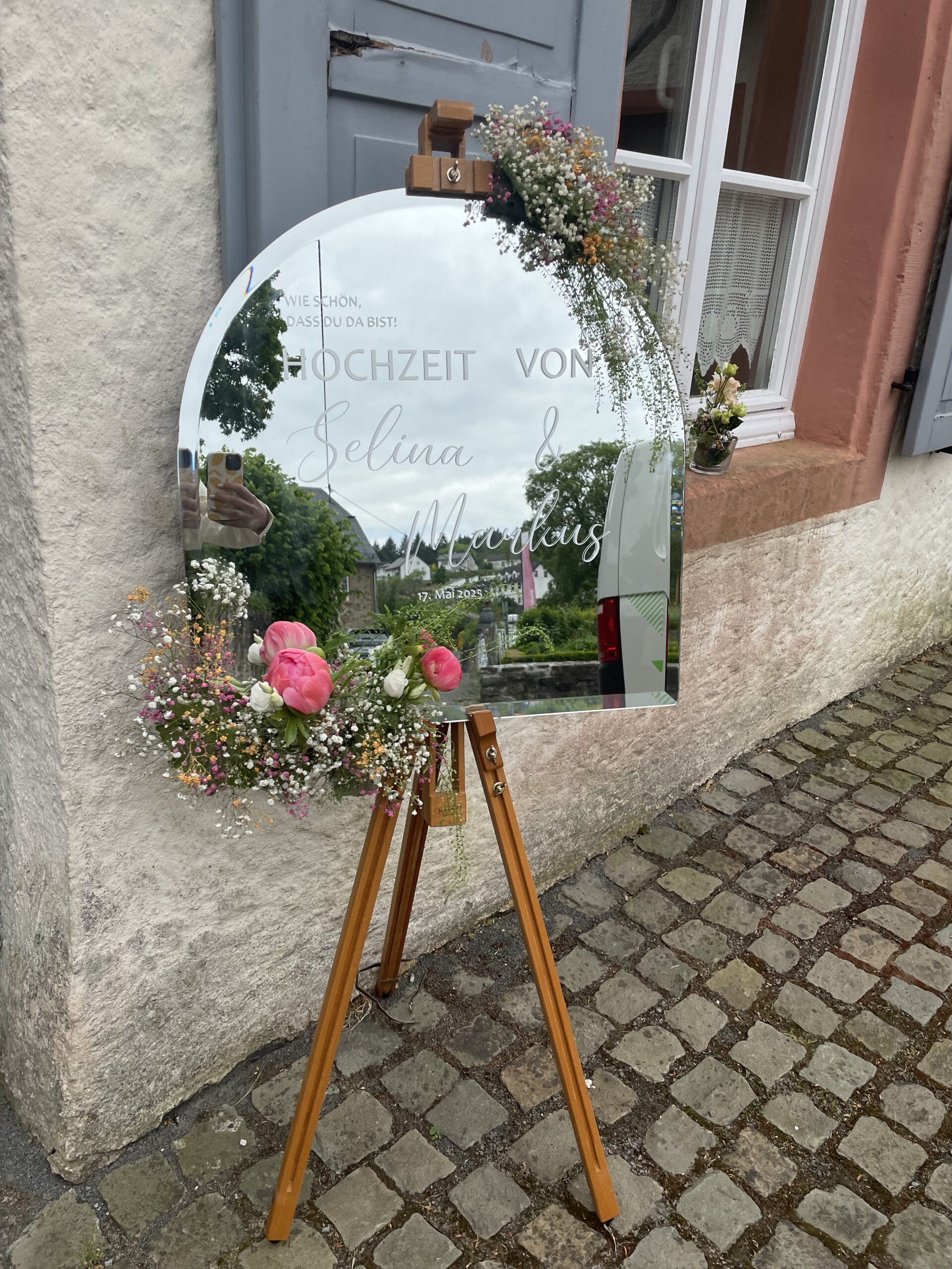 LQuyYiSylryK-IMG_5079