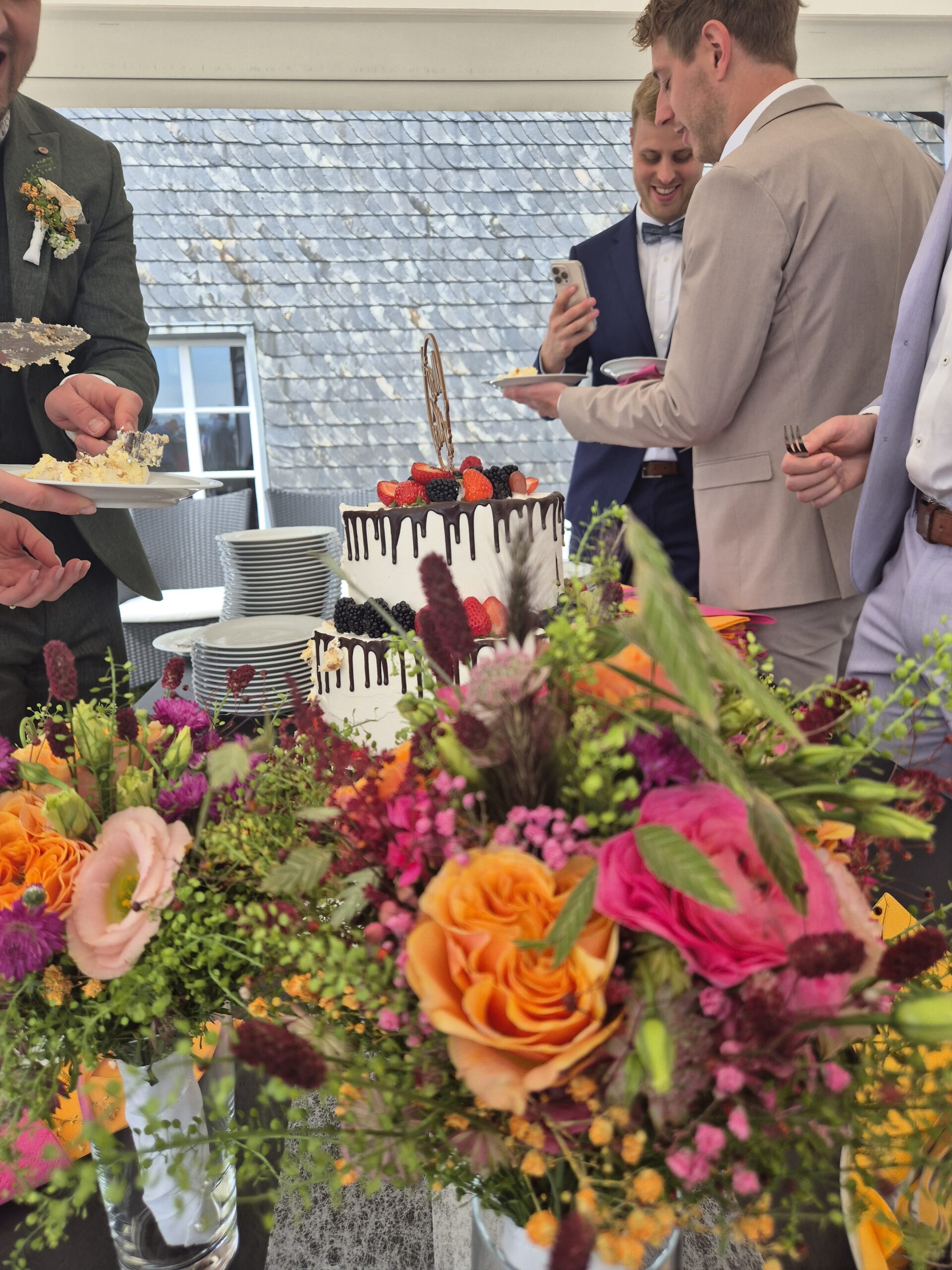 eKKN176bxYyQ-20250517_153257