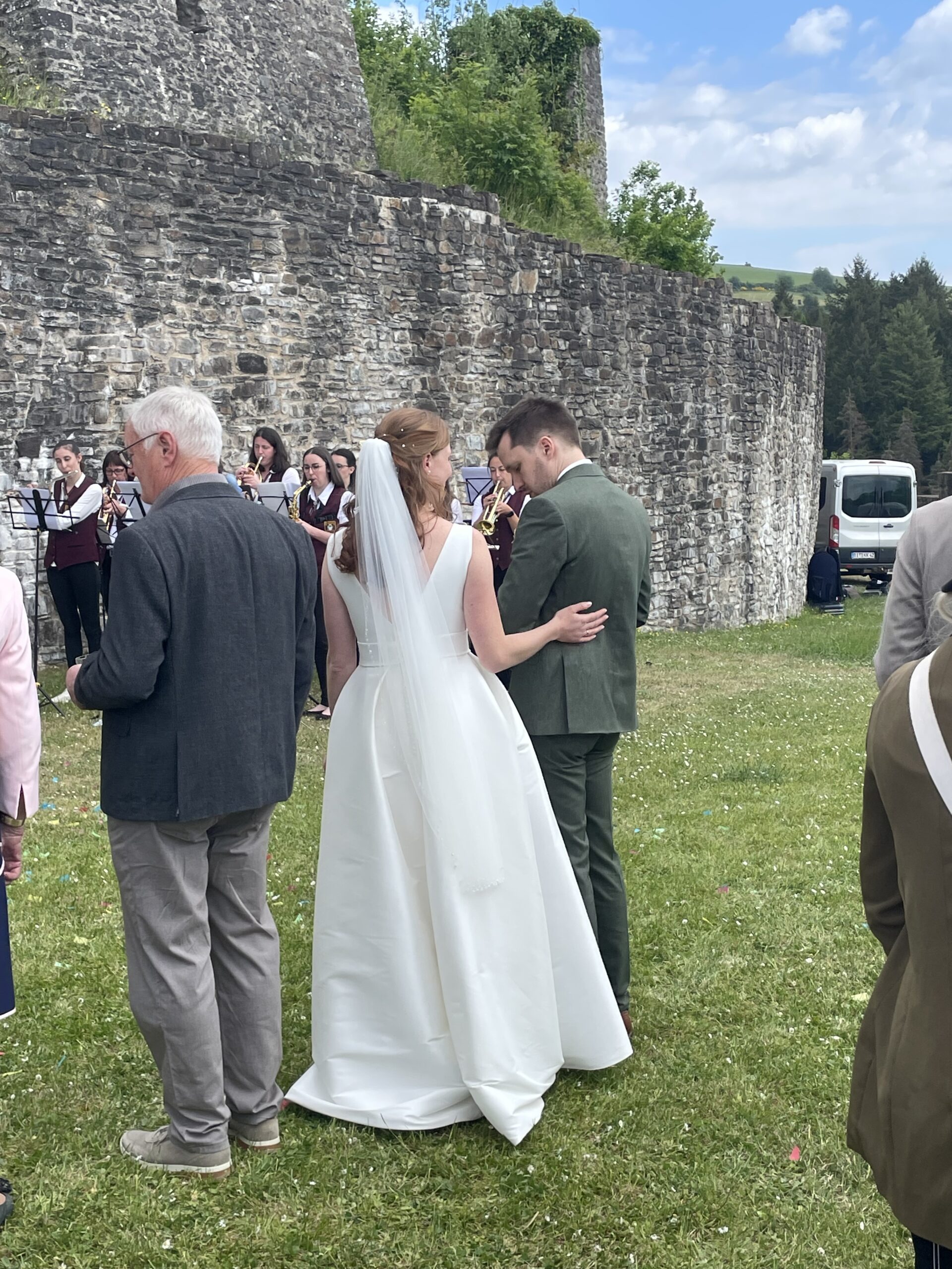 pvMSoJTl97zo-IMG_9185