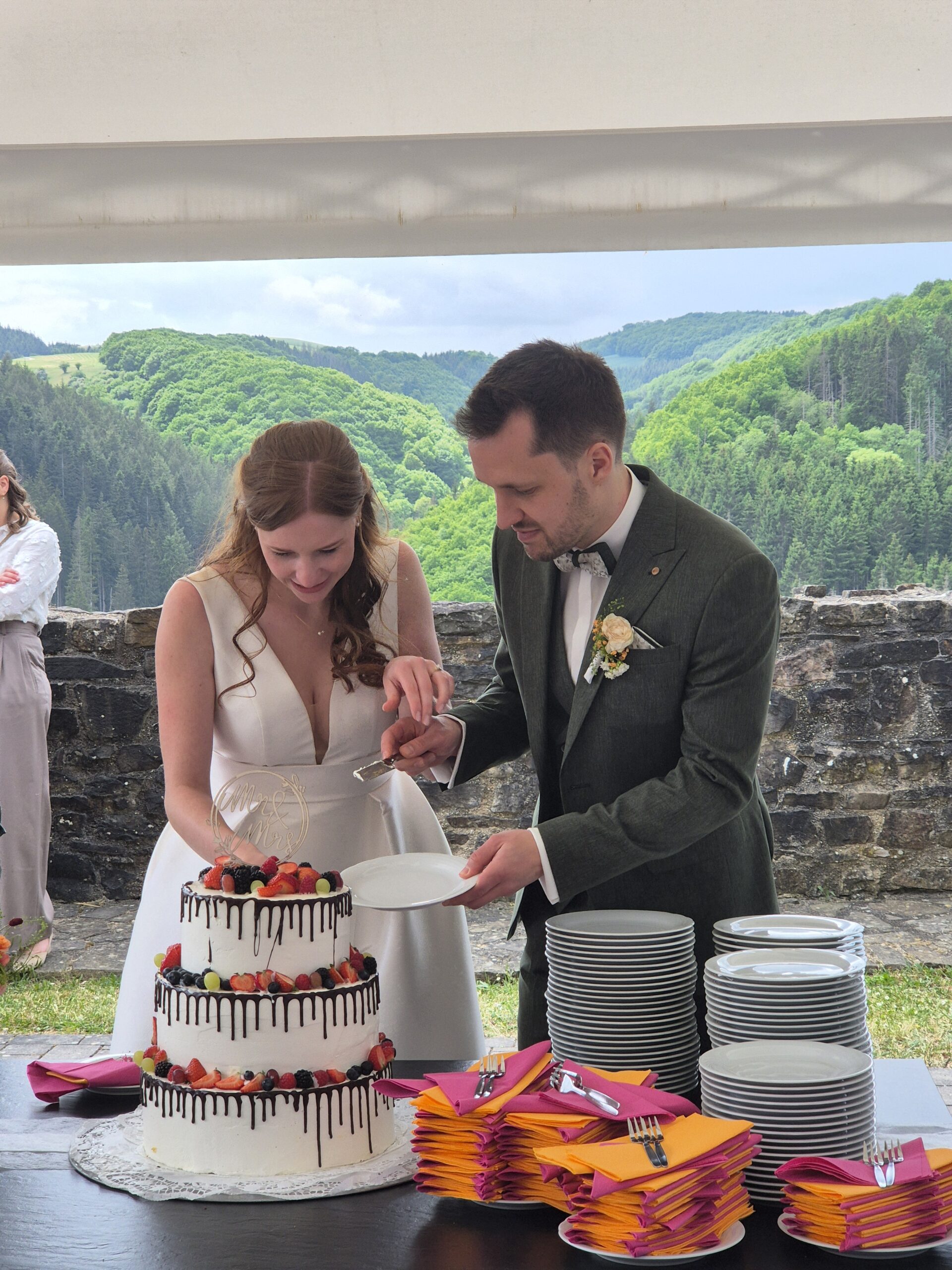 xHbHnkOEbEGN-20250517_152657